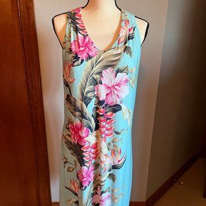 Tommy Bahama V-neck Racerback Dress, Size Medium